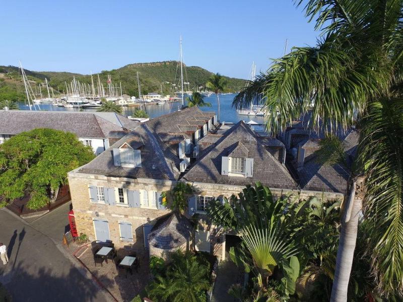 Copper And Lumber Store Hotel English Harbour Exterior foto